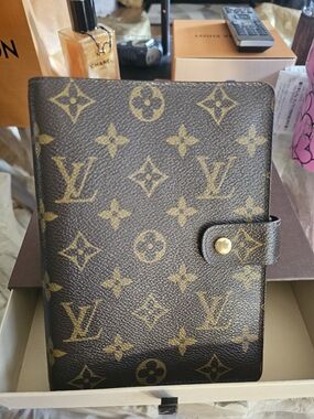 Louis Vuitton Agenda Size Mm